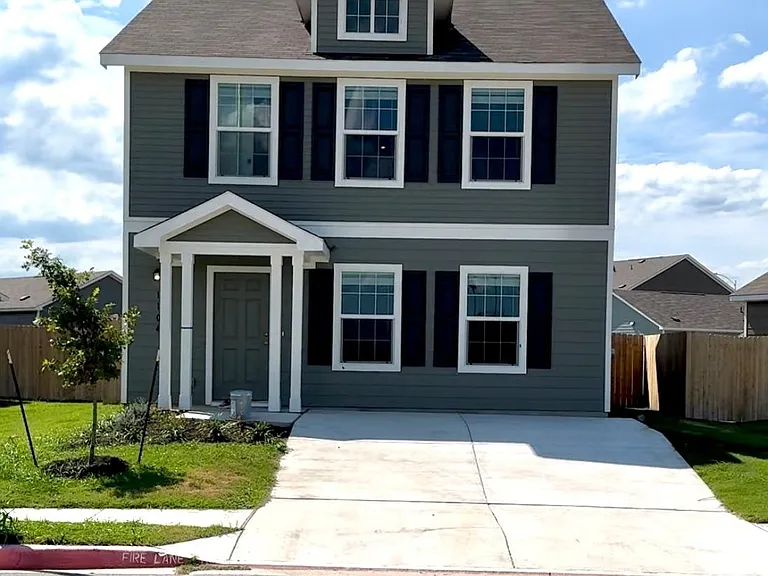 1104 Catfish Ln — Photo 16