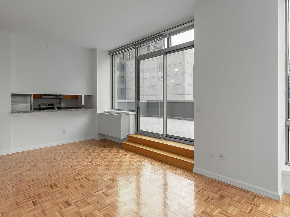 1st image of 455 W 37th St APT 1107