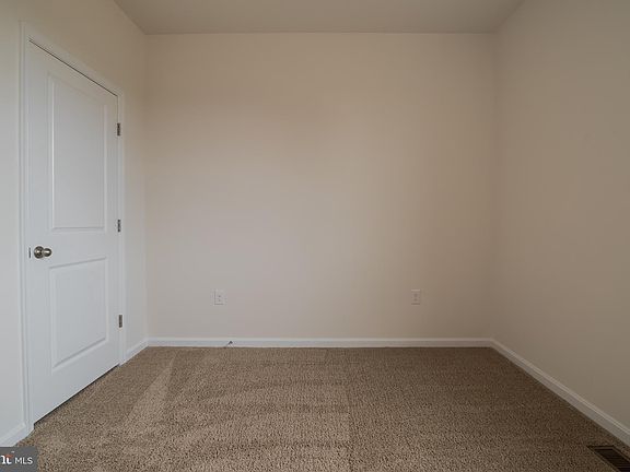 4th image of 5 Mossy Creek Ln