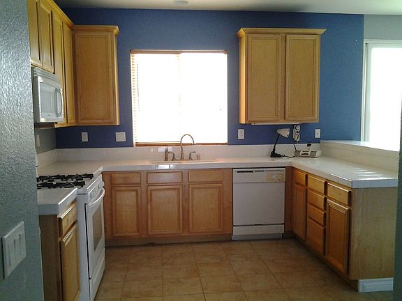 4th image of 15045 Bay Hill Dr