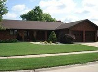 1910 W 36th St, Kearney, NE 68845