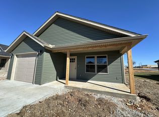 307 S Bobbie Smith St, Diamond, MO 64840