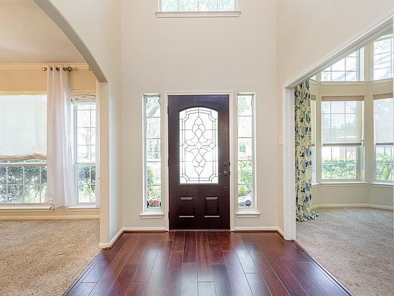 5th image of 3403 McCreary Way