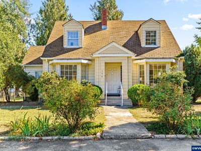 190 N 1st St, Harrisburg, OR, 97446