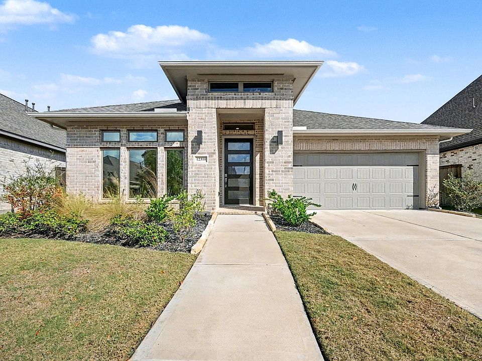1st image of 12310 Grassy Bend Dr
