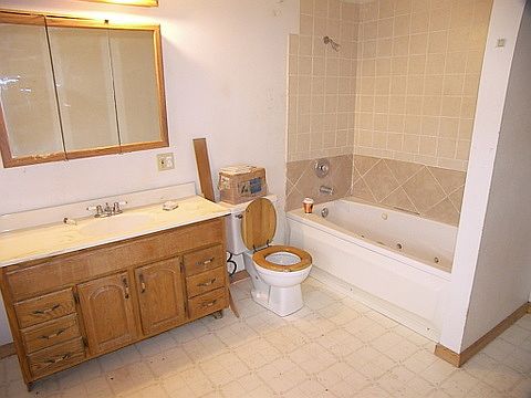 3rd image of 12789 Doby Ln SE