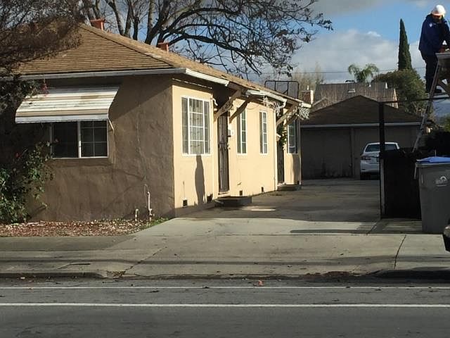 1st image of 626 N 13th St