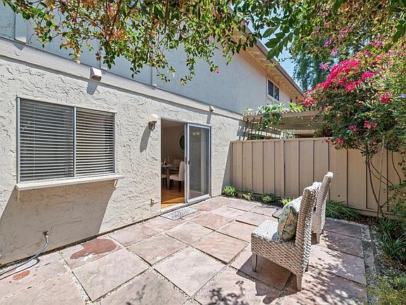 2nd image of 3179 Loma Verde Dr APT 4
