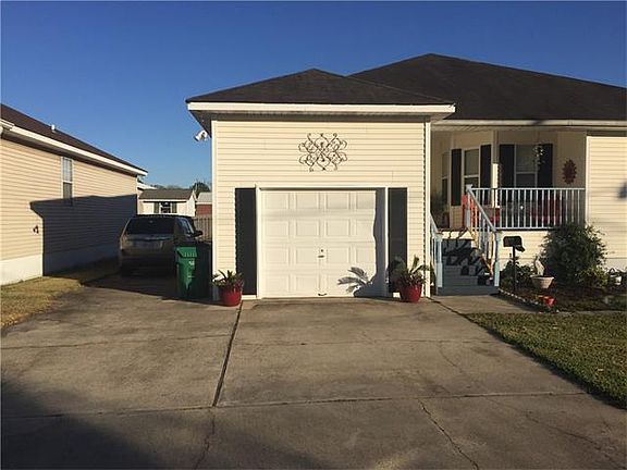 2nd image of 622 Giacomo St