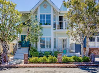464 35th St, Manhattan Beach, CA 90266