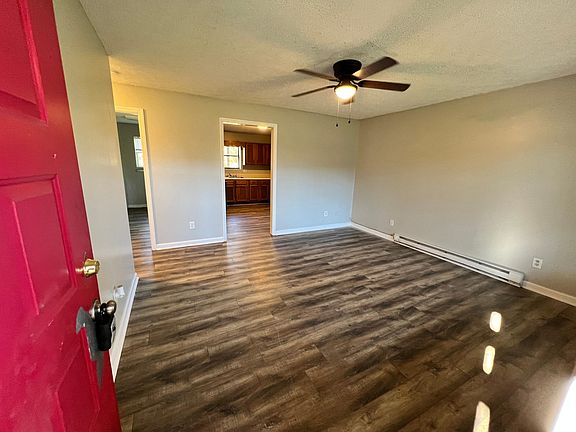 4th image of 186 Dosser Ln APT 3