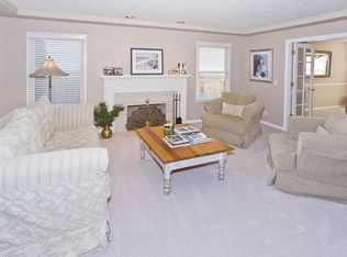 13226 Rogers Rd, Lake Oswego, OR 97035