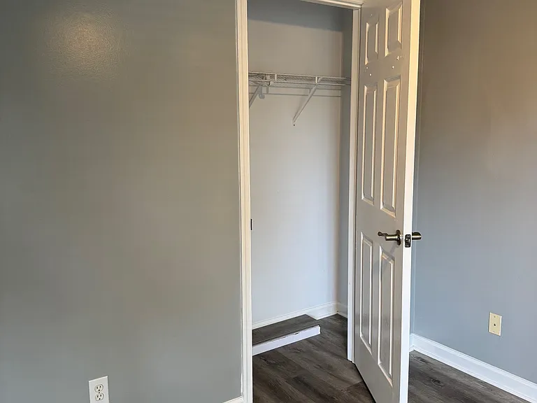 1503 Fort Johnson Rd #4F — Photo 3