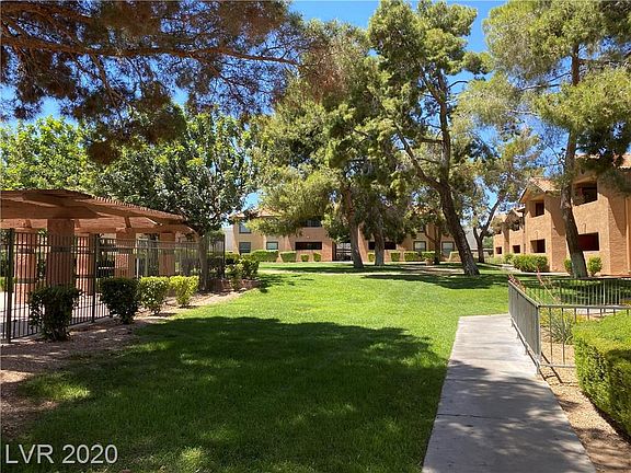 3rd image of 2451 N Rainbow Blvd Unit 1123