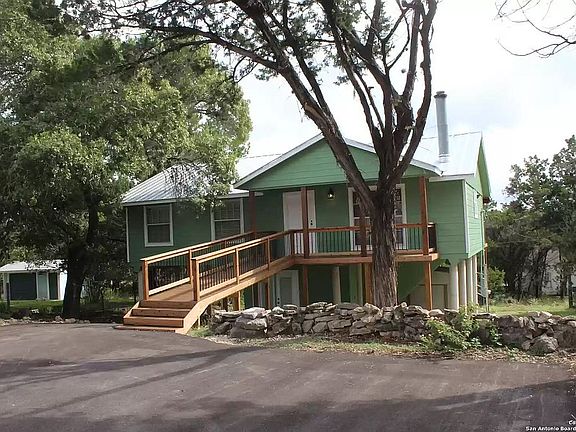2nd image of 1881 Trailridge Dr