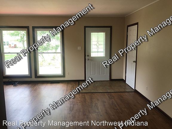 2nd image of 6659 Pennsylvania St