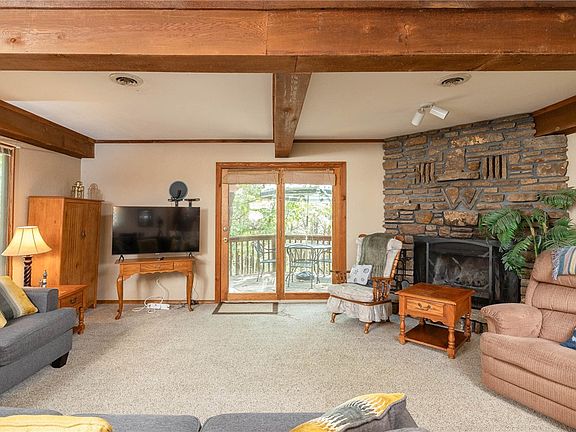 3rd image of 21217 Black Oak Dr