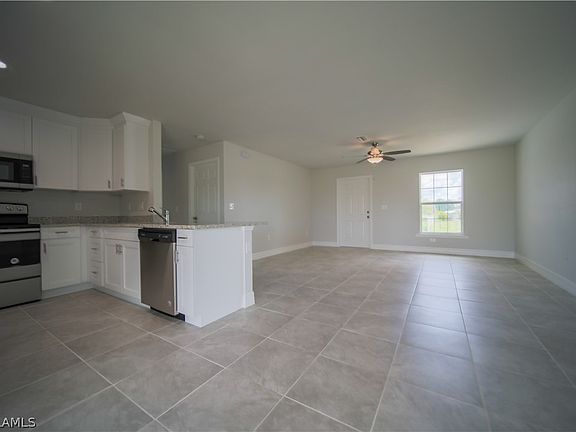 5th image of 9029 Maywood Cir W