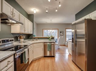 332 Heritage Trl, Circle Pines, MN 55014