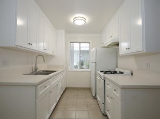 440 Raymond Ave #S, Santa Monica, CA 90405