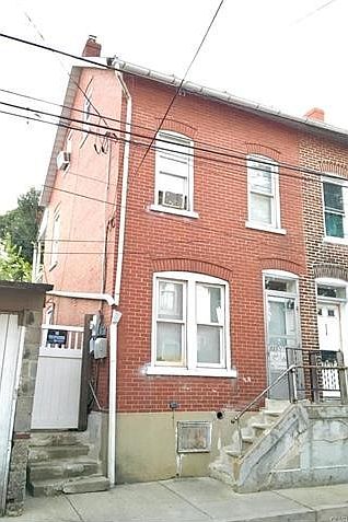 1st image of 336 N Fountain St
