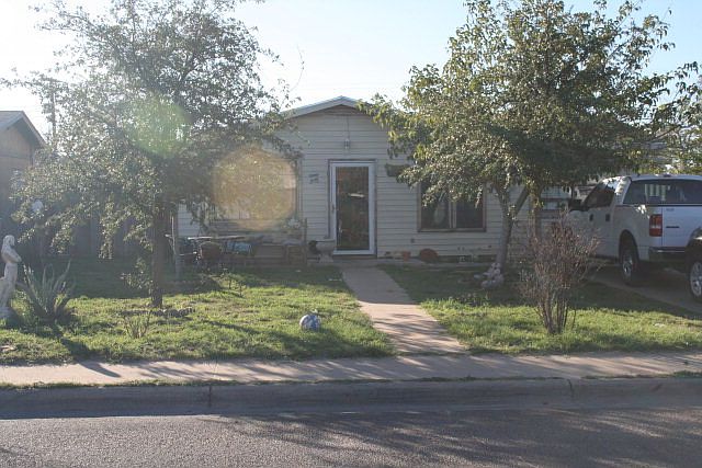 1st image of 1002 S Mineola St
