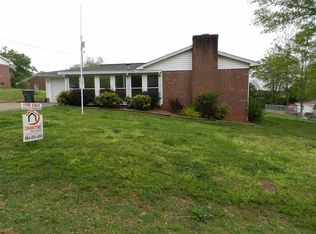 106 Northside Cir, Seneca, SC 29672