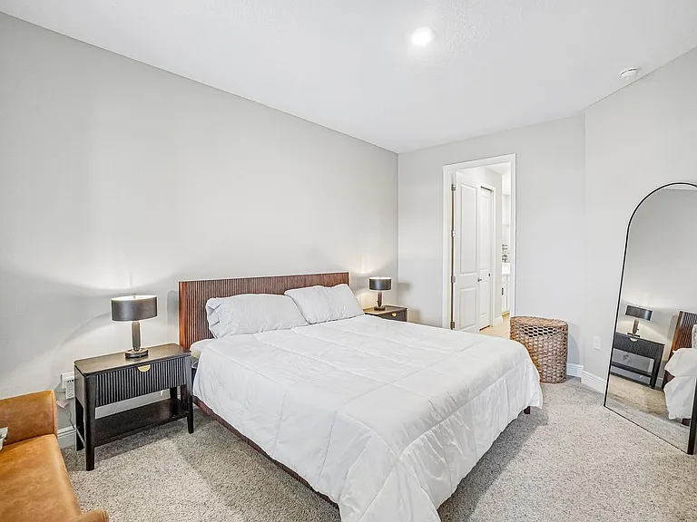 5282 Neil Dr — Photo 19
