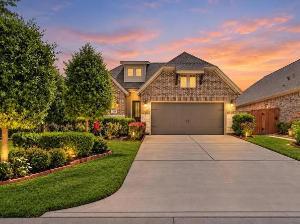 211 Selado Creek Dr, Conroe, TX 77304