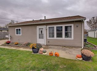 5340 Vermont St SW, Cedar Rapids, IA 52404