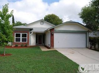 10017 Apache Vlg, San Antonio, TX 78245