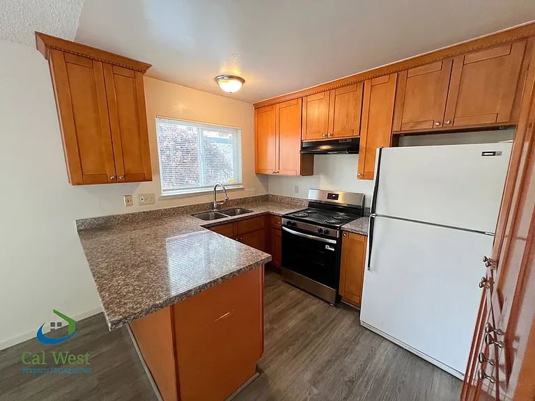 1621 Maurice Ln #2 — Photo 10