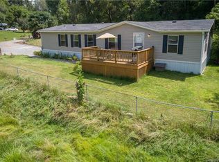 135 Devlin St, Canton, NC 28716