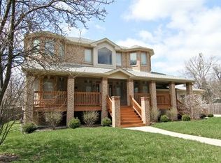 5626 Chase Ave, Downers Grove, IL 60516