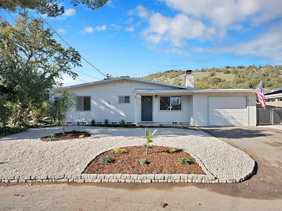 1st image of 12642 Shoreview Dr