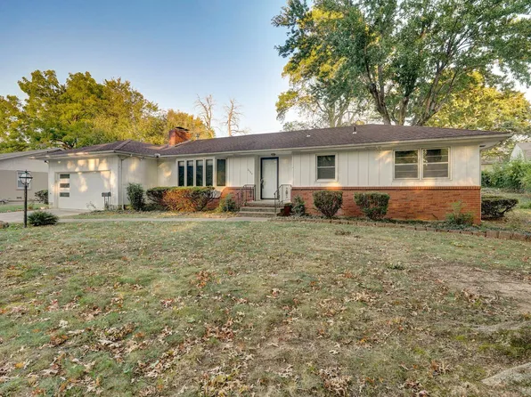 2124 S Valley Rd Avenue, Springfield, MO 65804