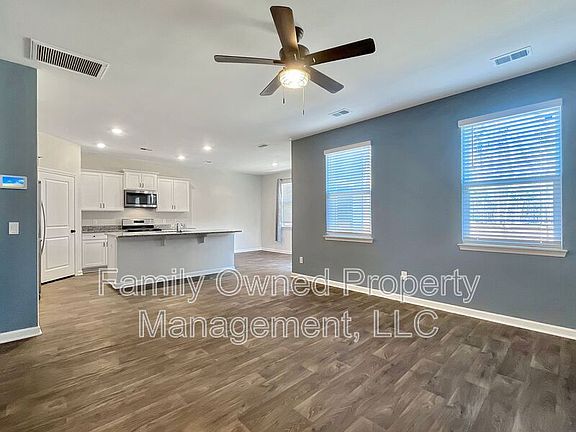 5th image of 146 Sweet Cherry Ln