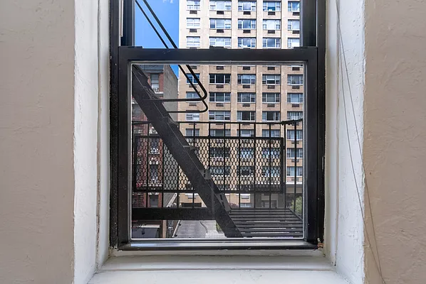 Rented by Compass | media 17