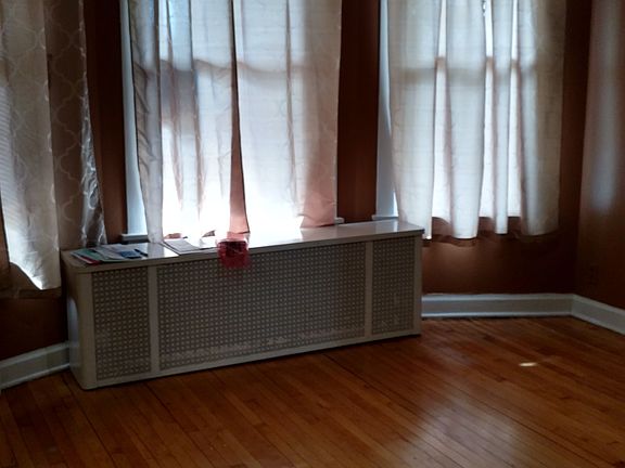 5th image of 1326 Kenilworth Ave
