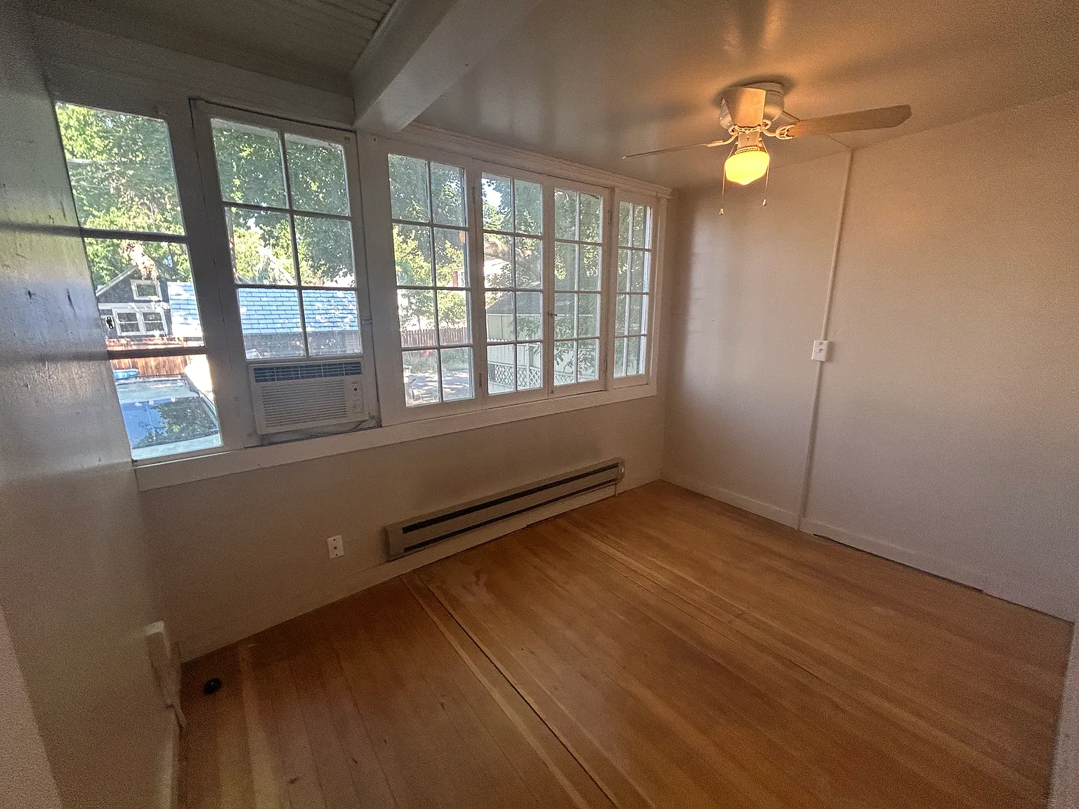 1 bed, 672 sqft, $1,365 — Photo 2