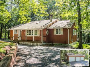 112 Whippoorwill Dr, Bushkill, PA 18324