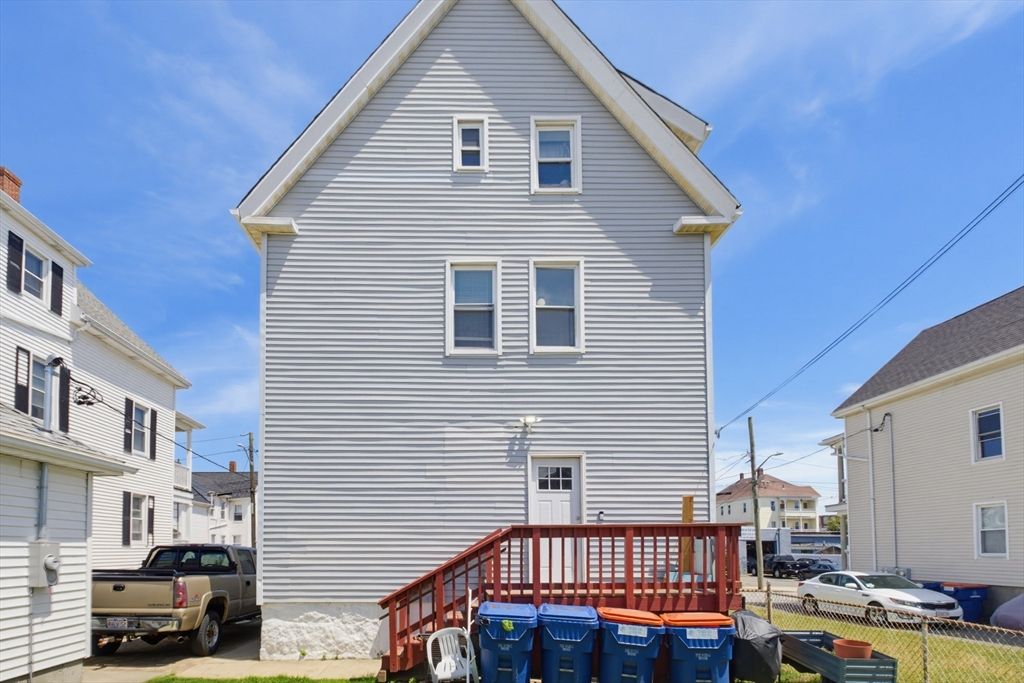 17 Margin St, New Bedford, MA - View 4