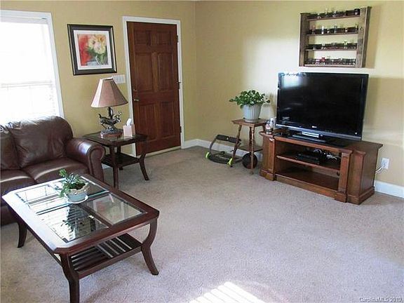 2nd image of 4318 Briarcliff Dr