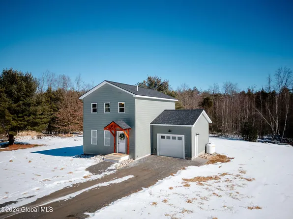 30 Wall Street, Corinth, NY 12822