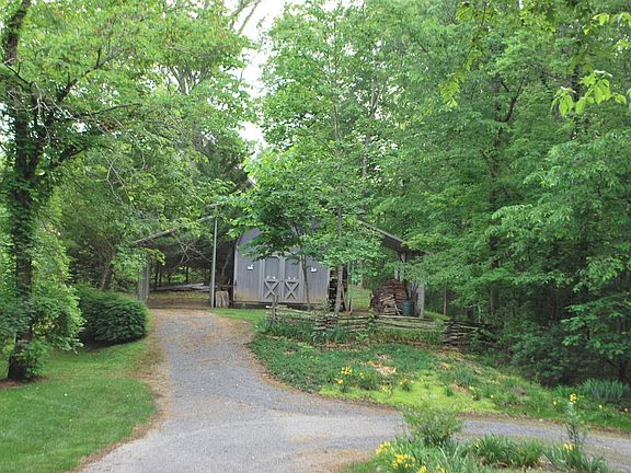 2nd image of 325 Gossett Way