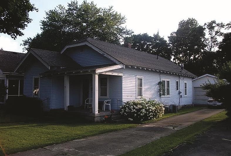 2nd image of 2929 Vermont Ave