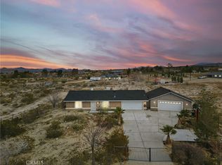 9067 Santa Fe Trl, Lucerne Valley, CA 92356