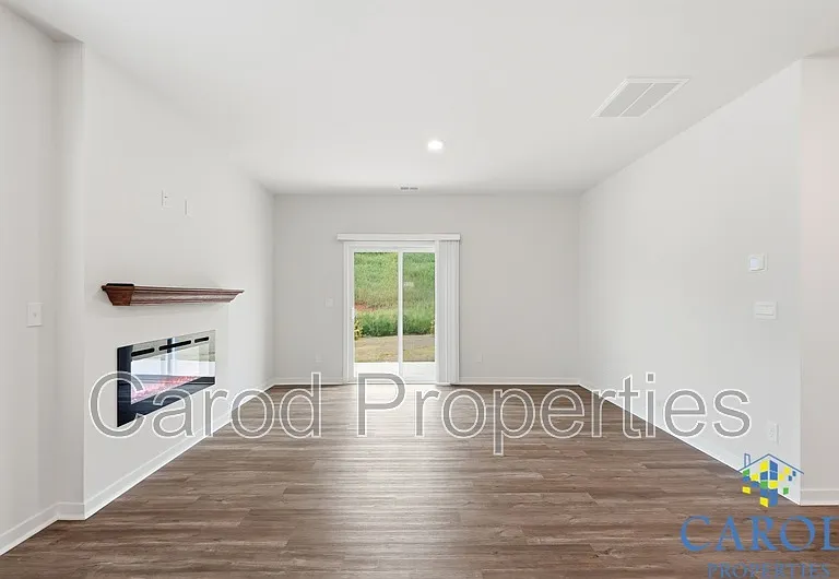 231 Brinkley Dr — Photo 5