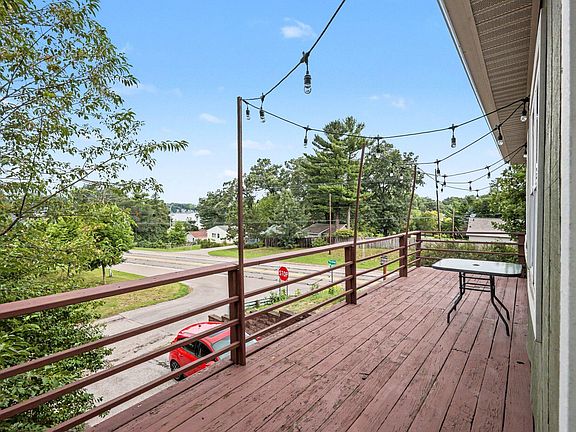 4th image of 6688 Echo Ave NE