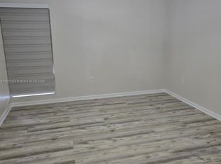 Sunset Villas, Miami, FL 33126